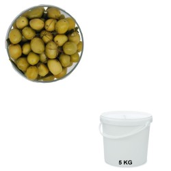 Cracked Green Olives with Fennel, wholesale in a 5 kg bucket.