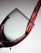 Exceptional red wines : Isle Saint Pierre, Galets Rouges - Les Délices De L'olivier