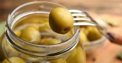 Olives vertes en bocal